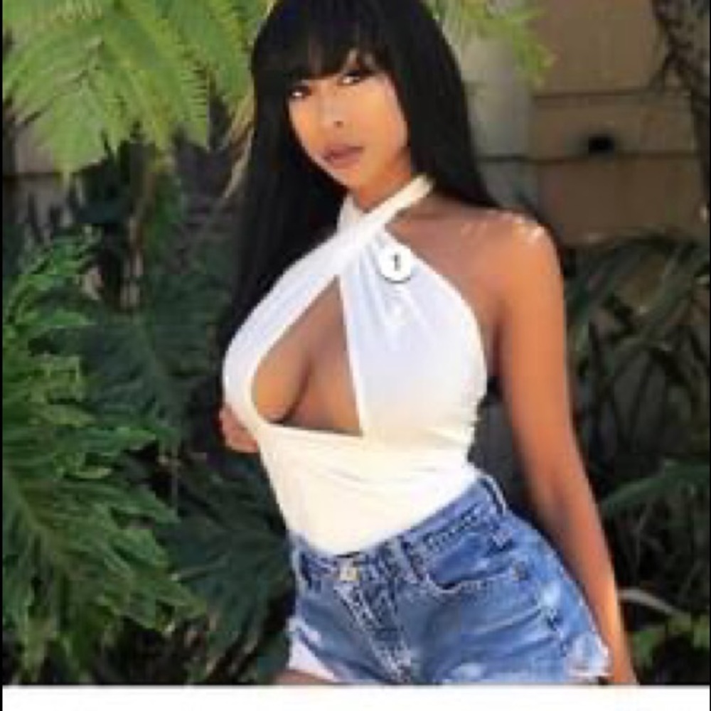 Fashion nova cross halter top